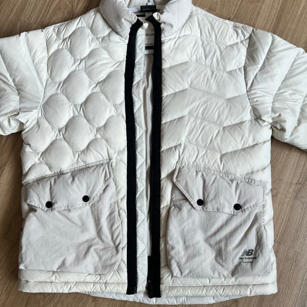 뉴발란스 이스트로그 구스다운