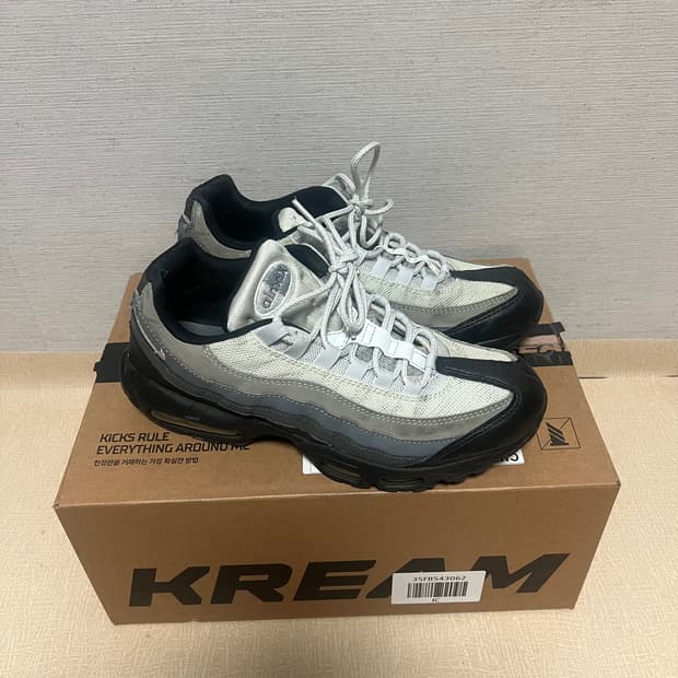 에어맥스 95 블랙 화이트