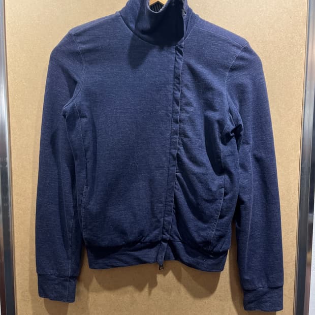 아르마니 익스체인지 사선 지퍼 집업