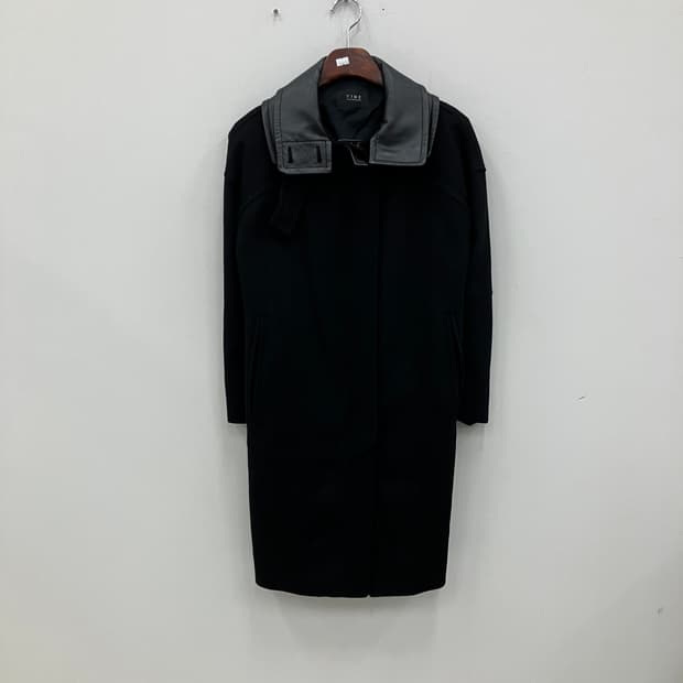 타임 캐시미어 혼방 가죽 하이넥 카라 싱글 롱 코트