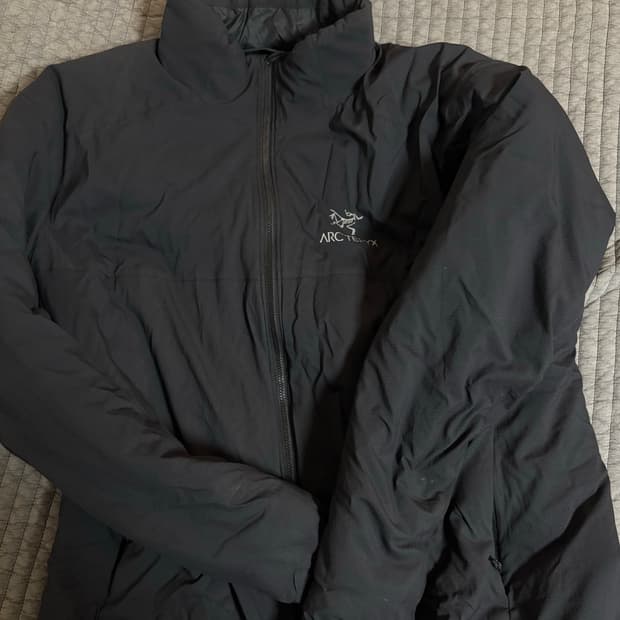 XL 아크테릭스 아톰AR 블랙