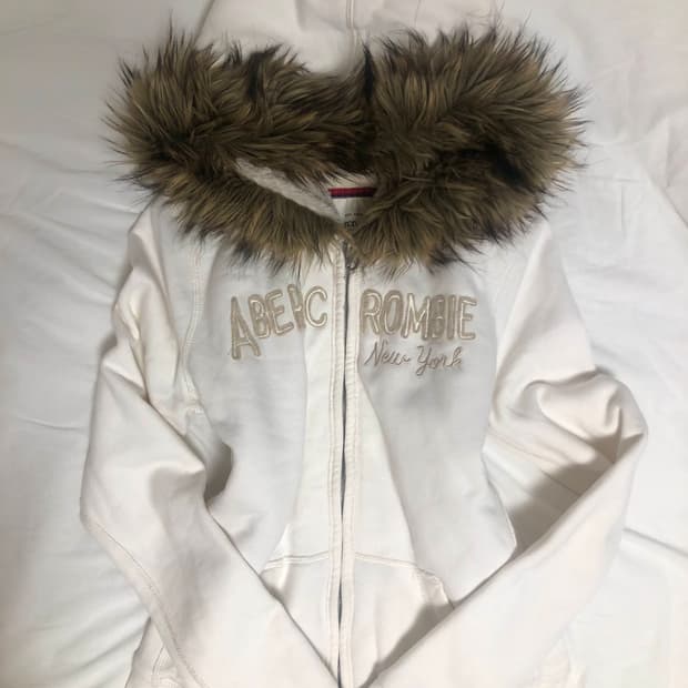 아베크롬비 y2k 딱붙핏 슬림 털 퍼 울프죠 후드집업 후집