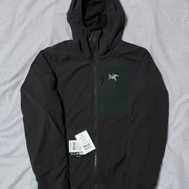 아크테릭스 프로톤 라이트웨이트 후디 블랙 S