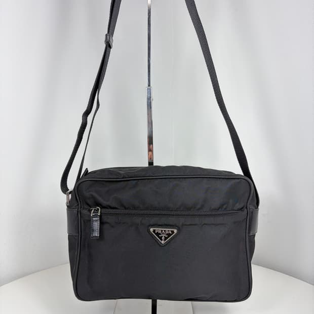 프라다 나일론 카메라백 크로스백