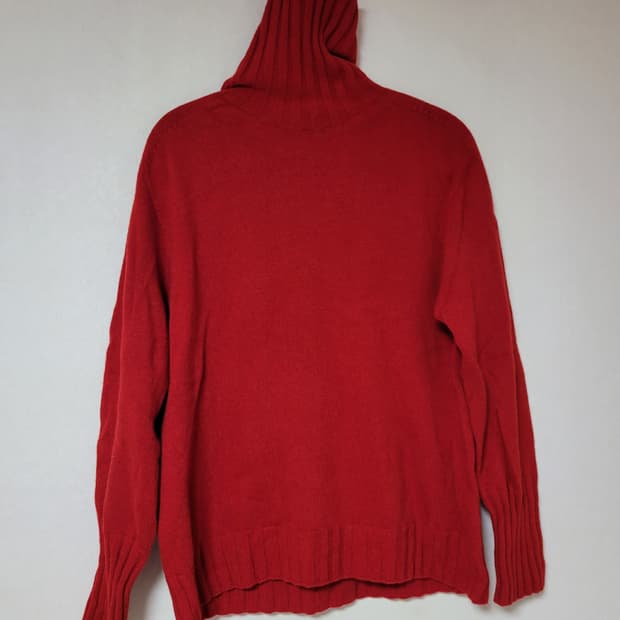 캐시미어 레드 터틀넥 목폴라 니트 스웨터