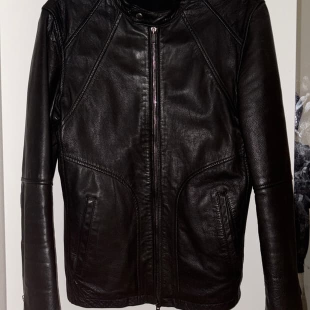 캐시제인 레더자켓