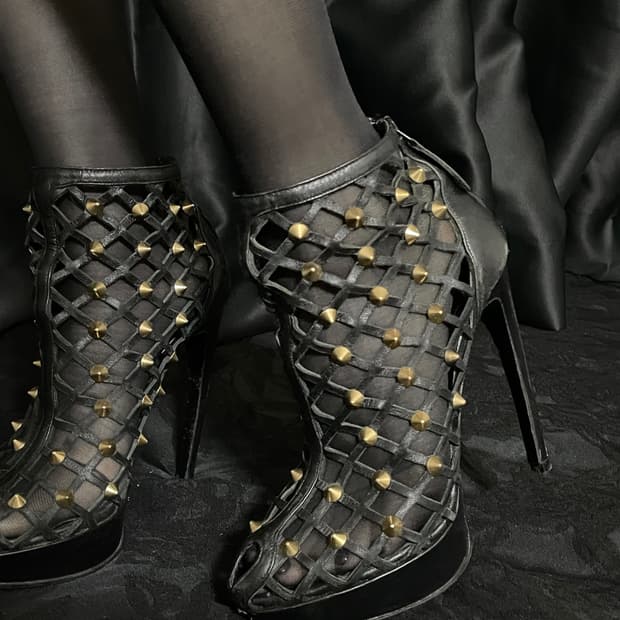 Alexander McQ Armadillo 2012 stud heel