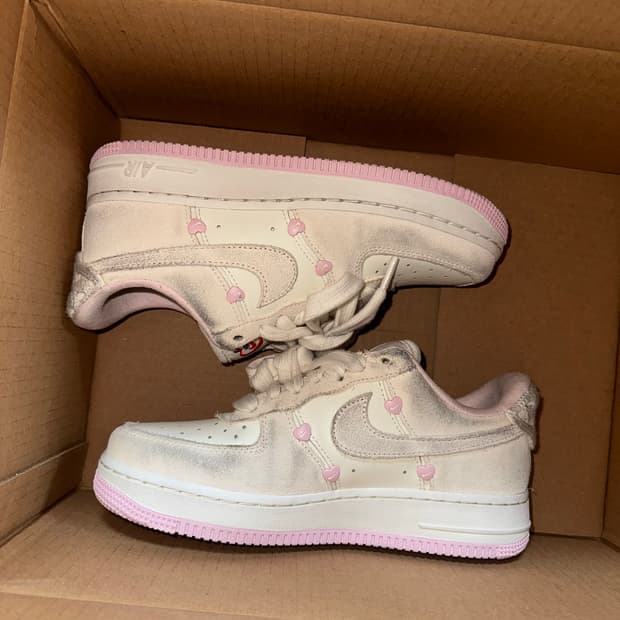 (240)나이키 에어포스 1 로우 밸런타인데이 세일 핑크 폼 