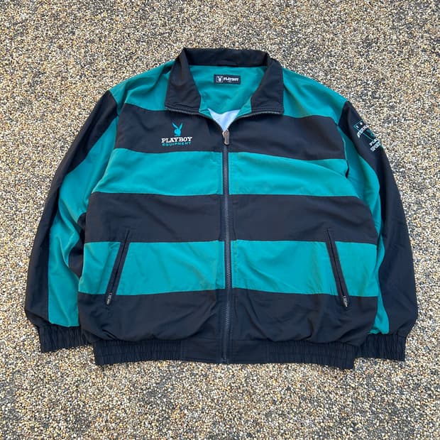 플레이보이 올드스쿨 바람막이 자켓