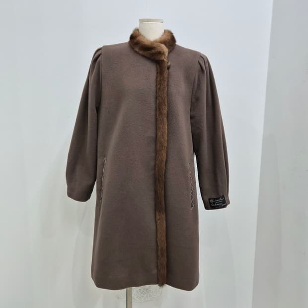 이태리 브라운 캐시미어 퍼 트리밍 롱코트
