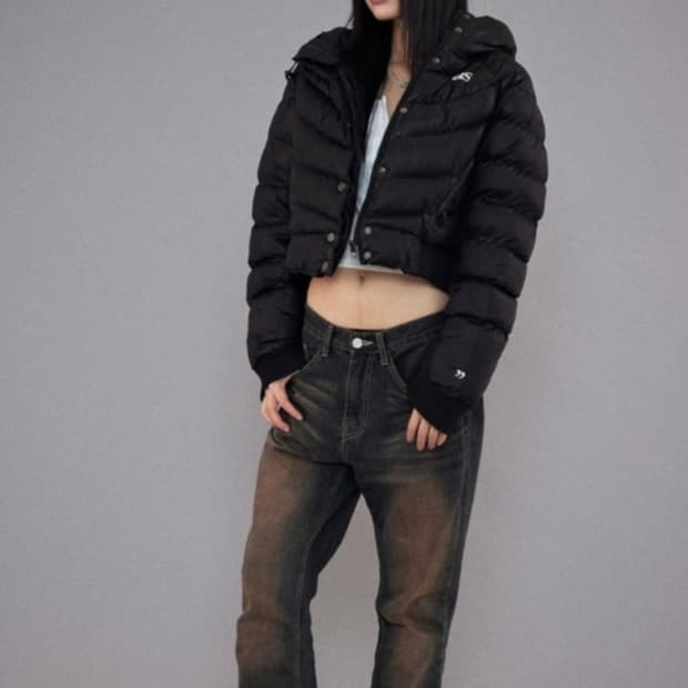 (공홈품절)y2k 애즈온 크롭 숏 푸퍼 자켓 블랙