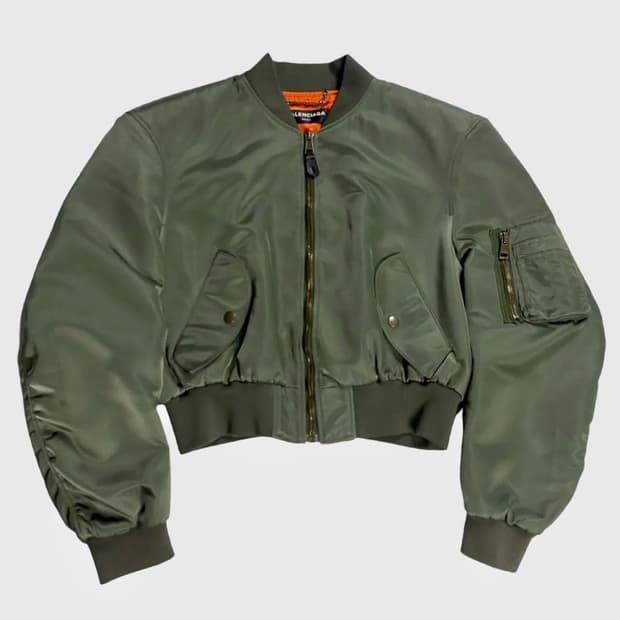 <구매> [L] 발렌시아가 크롭 봄버 자켓