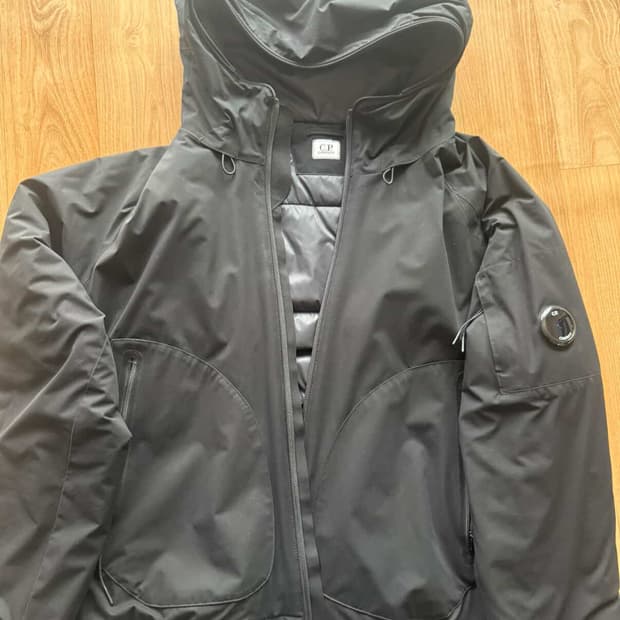 cp 컴퍼니 프로-텍 리브드 후드 자켓