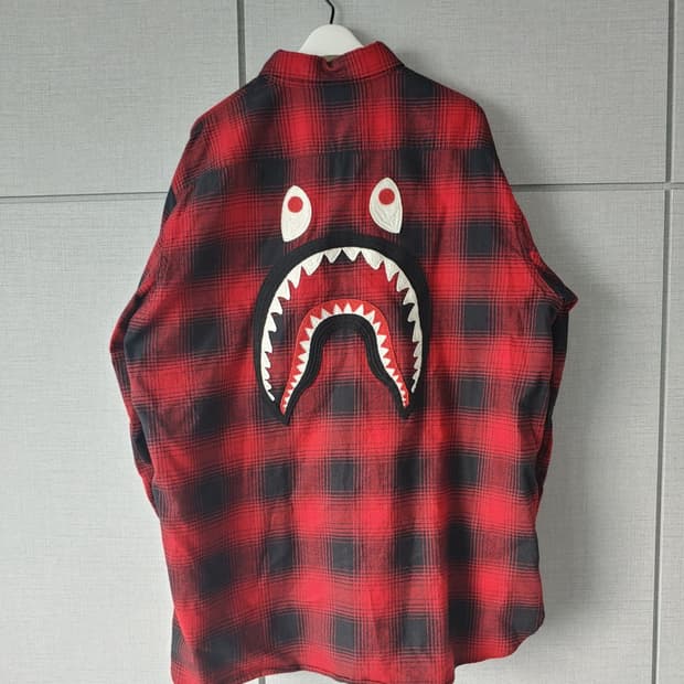 [큰! L] 베이프 릴렉스드핏 WGM 샤크 레드 플란넬 셔츠