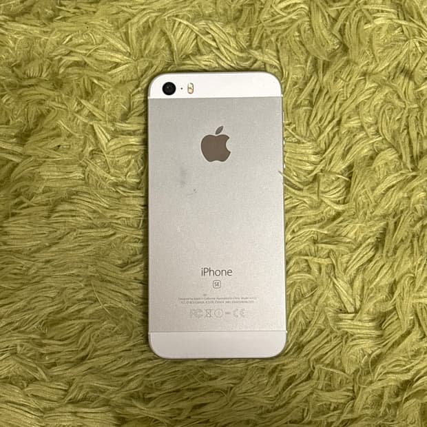 아이폰 se 실버 32기가