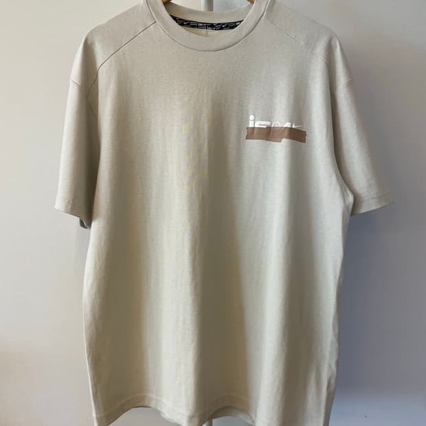 Nike ISPA 그래픽 반팔티 (베이지)