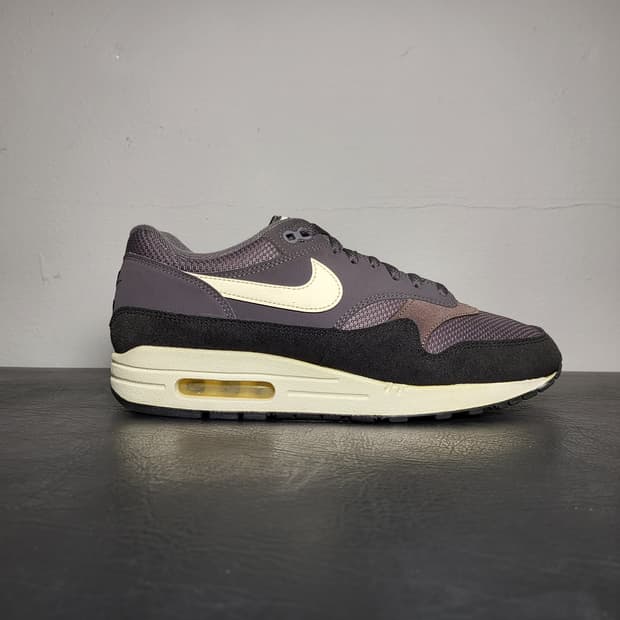 나이키 운동화 265m (정사이즈보다 작음)