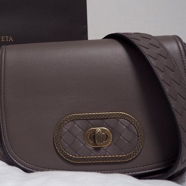 테가베네타 BV 루나백 크로스백 스틸컬러