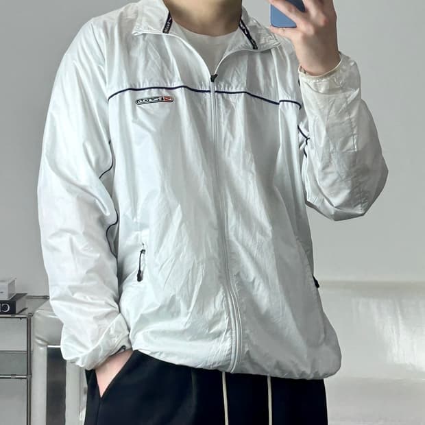 아디다스 트랙클럽 오버핏 바람막이 XL