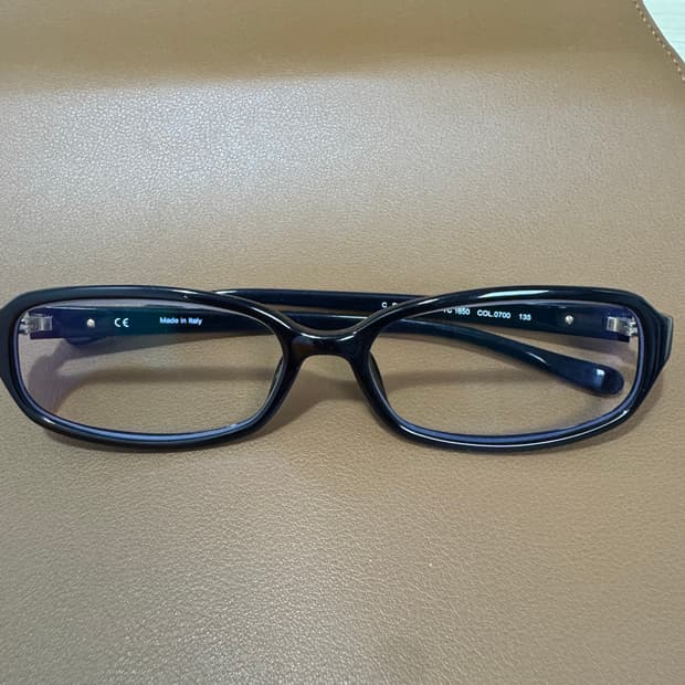 셀린느 안경(블루라이트 렌즈 맞춰놓은 상태)