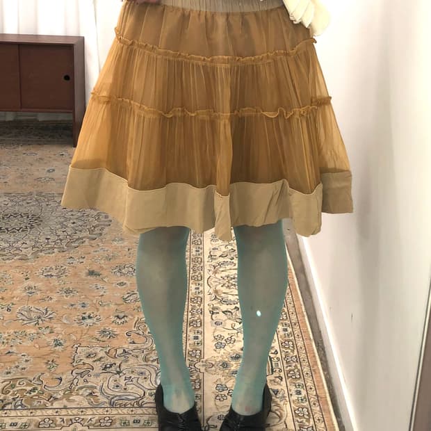 카라멜 캉캉 숏 스커트