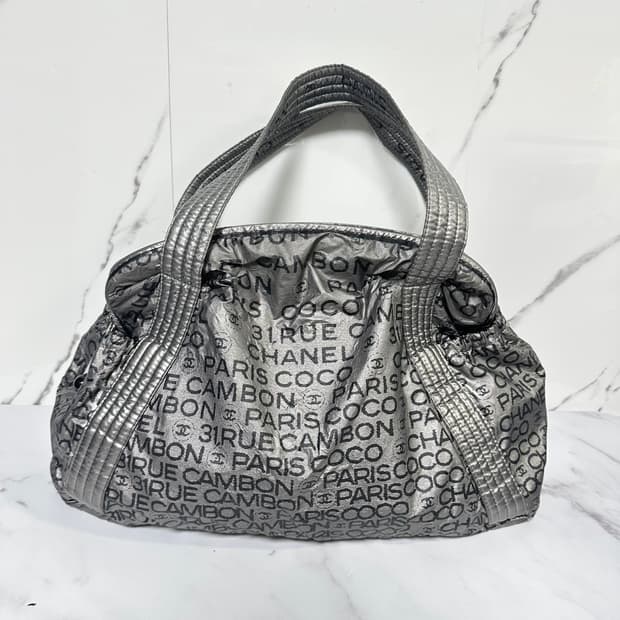 [A 정품] 샤넬 크루즈 토트 숄더백 실버