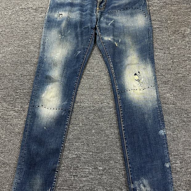 디스퀘어드2 37인치 