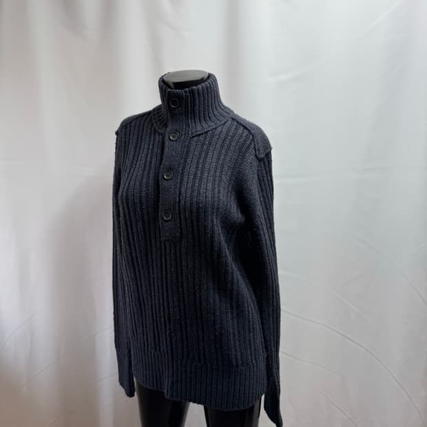 banana republic / 바나나리퍼블릭 하이넥 버튼 니트