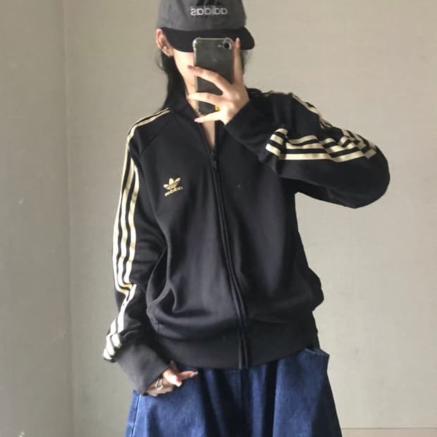 아디다스 검골 트랙탑