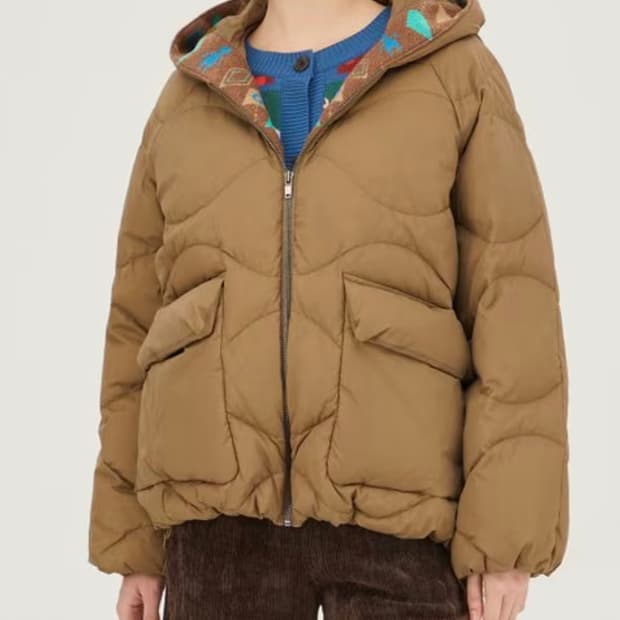 새상품) 베네통 라고 니트 단작 후드 구스 패딩 42