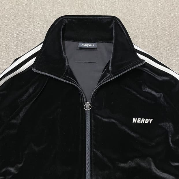 [택포] 널디 트레이닝복 벨벳 져지 트랙탑 블랙 L