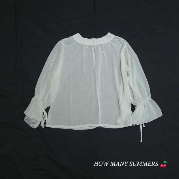 소매 리본 타이 요루 주름 시스루 화이트 블라우스