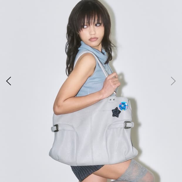 비주얼컬렉터 Inner Zebra Buckle Big Bag 숄더백