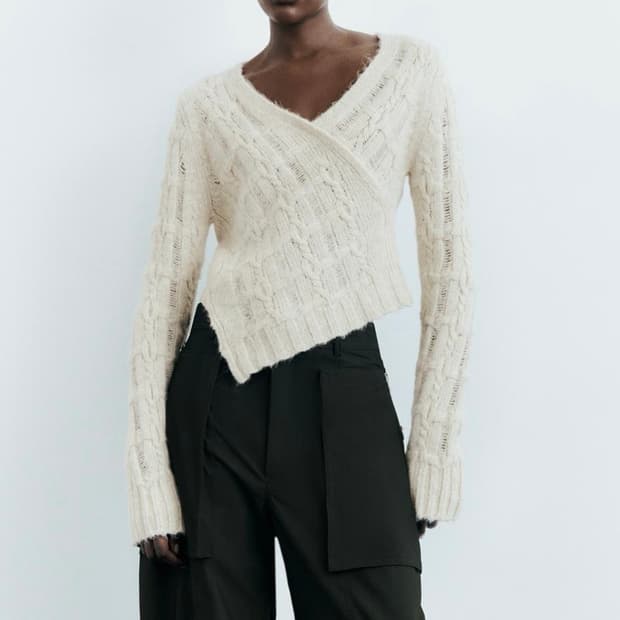 ZARA 니트 크롭 스웨터