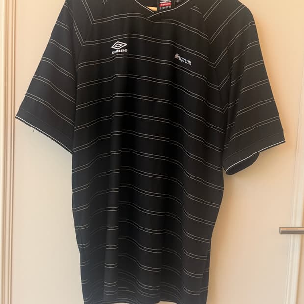 슈프림x엄브로 Supreme x Umbro Soccer Jersey 