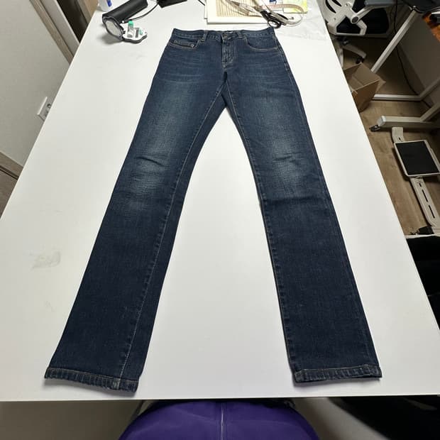 에디슬리먼 생로랑 진 28