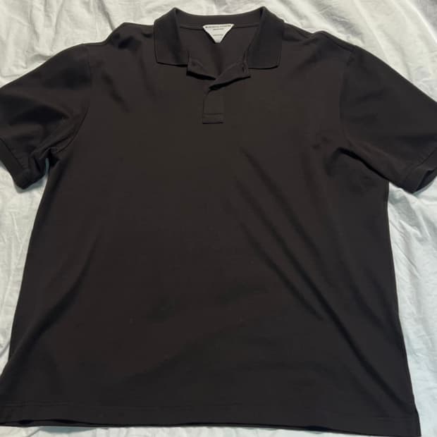 보테가베네타 카라 티셔츠 다크브라운(사이즈 105-110)