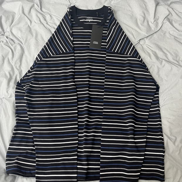 무신사 스탠다드 / 스트라이프 릴렉스드 티셔츠 블랙블루 / 2XL