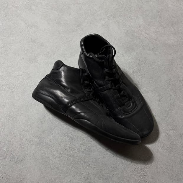 프라다 스포츠 카프스킨 하이탑 스니커즈 