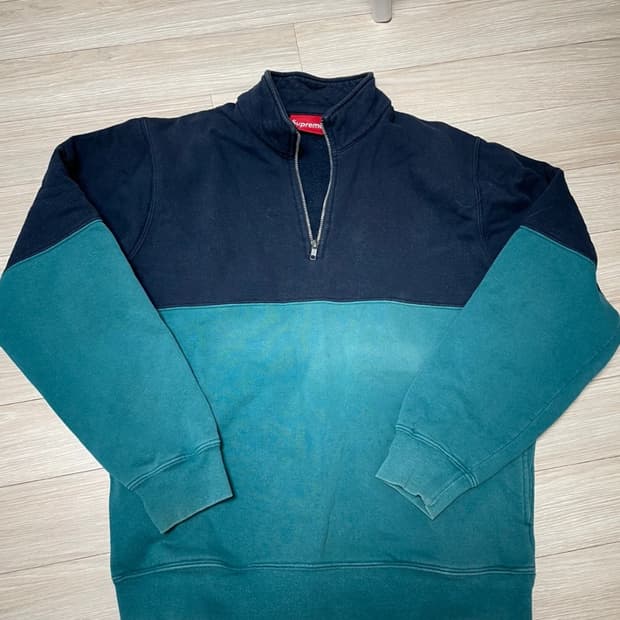 슈프림 하프집업