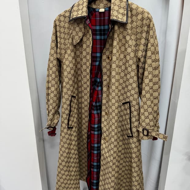 백화점판 구찌 GG 체크 리버서블 코트 36사이즈 