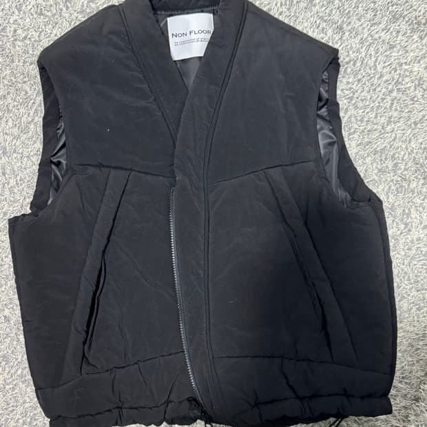 논플로어 패딩 베스트