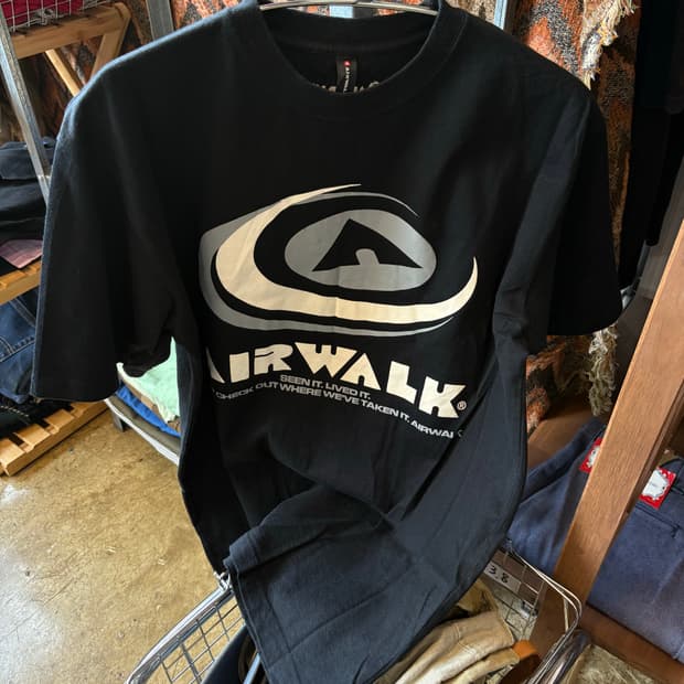 AIRWALK 빅프린팅 반팔 티셔츠
