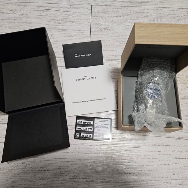 해밀턴 카키에비에이션 파일럿 오토 39mm 블루