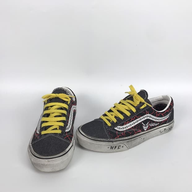 반스 x 기묘한이야기 스니커즈 신발 남성250