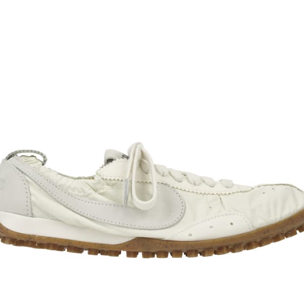 나이키 x 자크뮈스 문 슈 SP 소프트 펄 세일