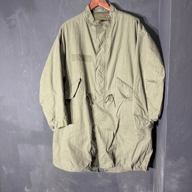 프릭스스토어 피쉬테일파카 (S)