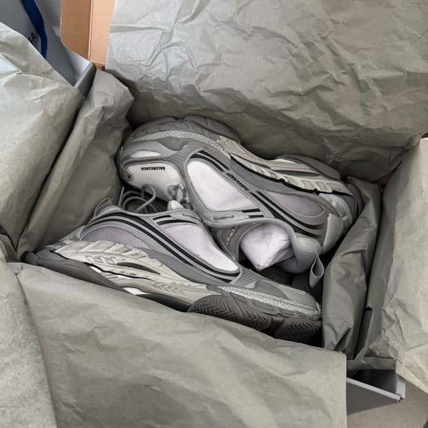 발렌시아가 트리플s 2