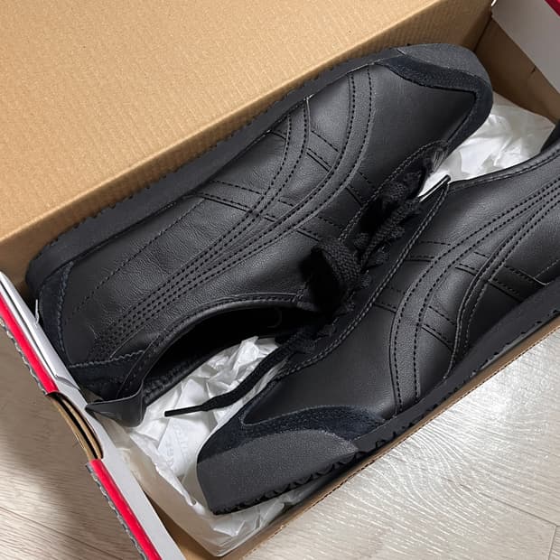 오니츠카타이거 멕시코66 올블랙, 255