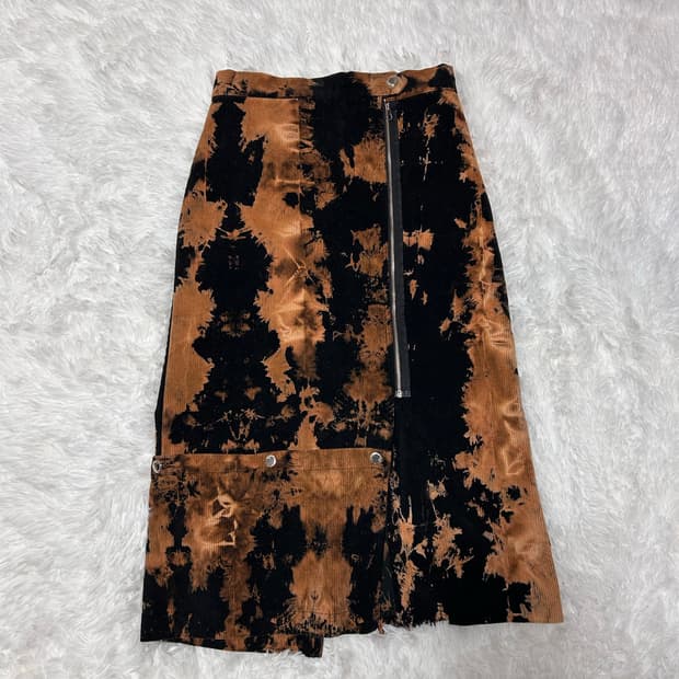 tye dye zipper snap detailed cordu skirt